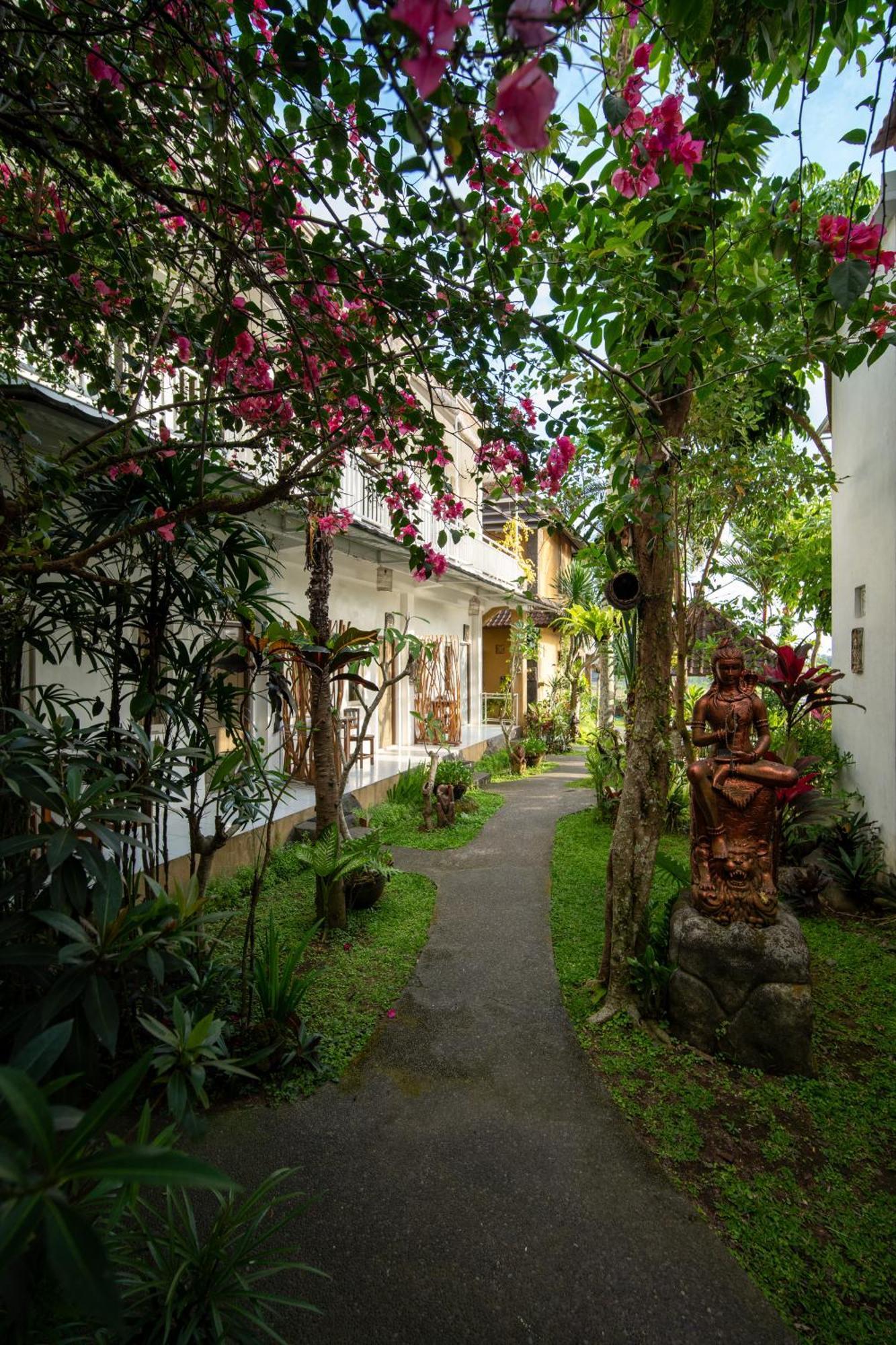 Kubu Sari Ubud Экстерьер фото